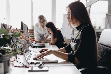 young-beautiful-women-dressed-according-to-office-2024-09-22-07-01-32-utc
